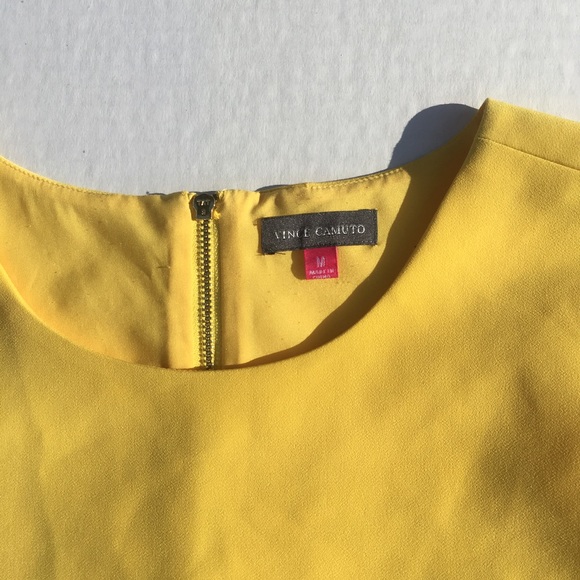 Vince Camuto yellow top, gold grommets medium - Picture 4 of 8